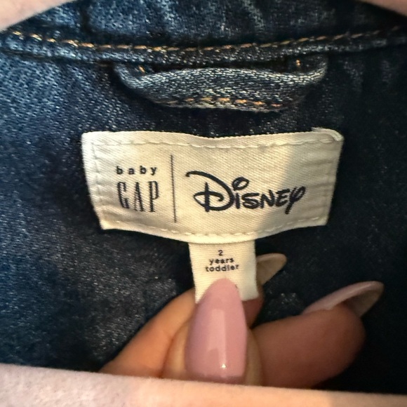 GAP x Disney Collaboration - Picture 3 of 5